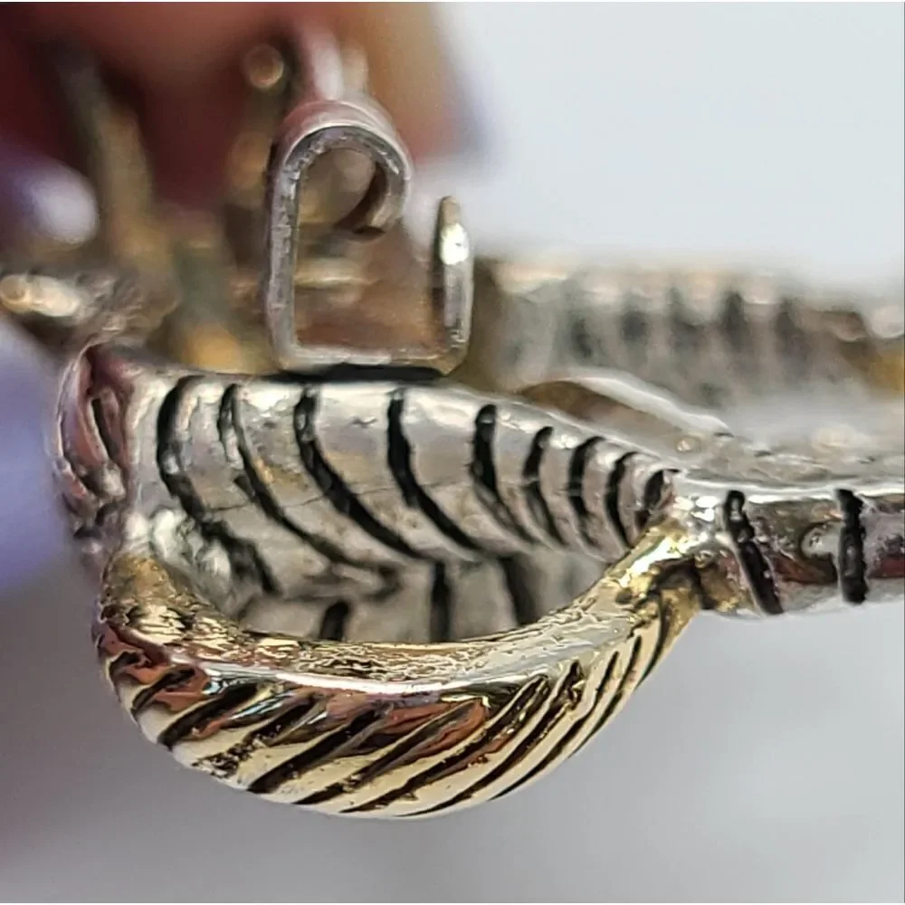 Vintage Zebra brooch pin